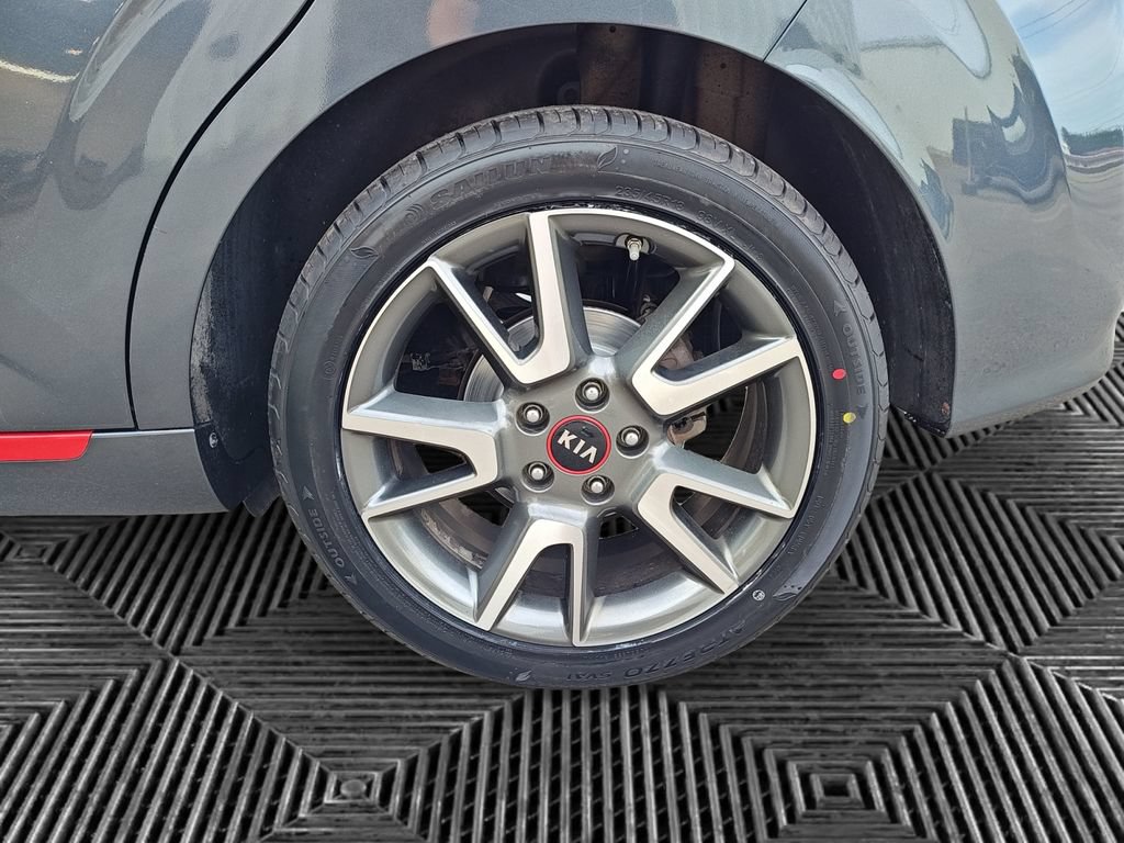 Used 2020 Kia Soul GT-Line w/ GT 2.0L Power Sunroof Package FWD image 14