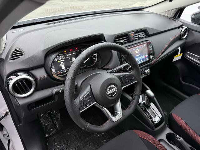 New 2025 Nissan Versa SR w/ Trunk Package image 17