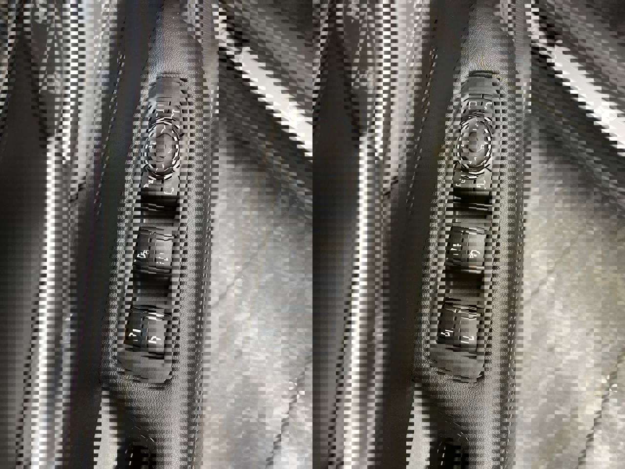 Used 2023 Cadillac XT6 Sport image 9