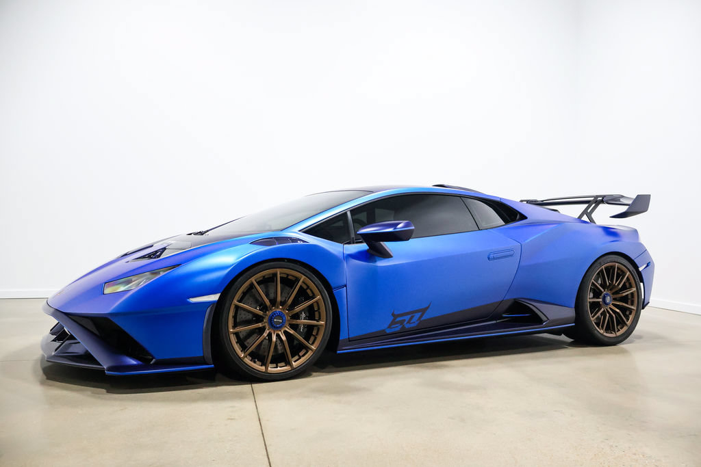 Used 2023 Lamborghini Huracan STO RWD image 13