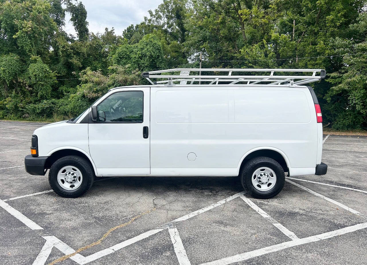 Used 2015 Chevrolet Express 3500 RWD image 8
