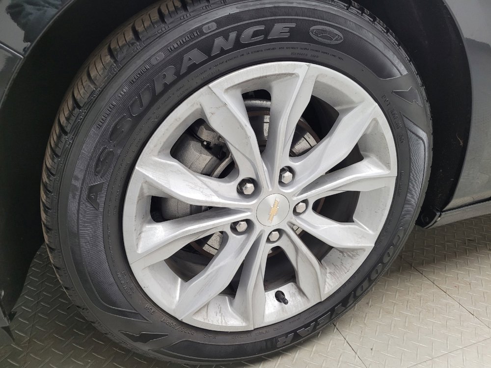 Used 2025 Chevrolet Malibu LT image 31