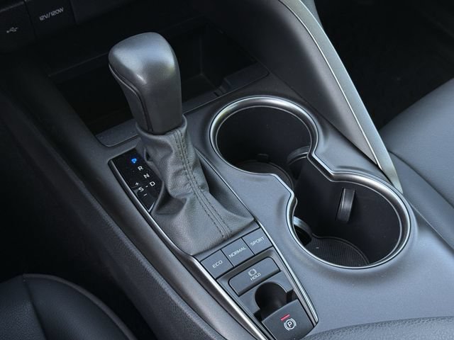 Used 2023 Toyota Camry SE AWD/4WD image 19