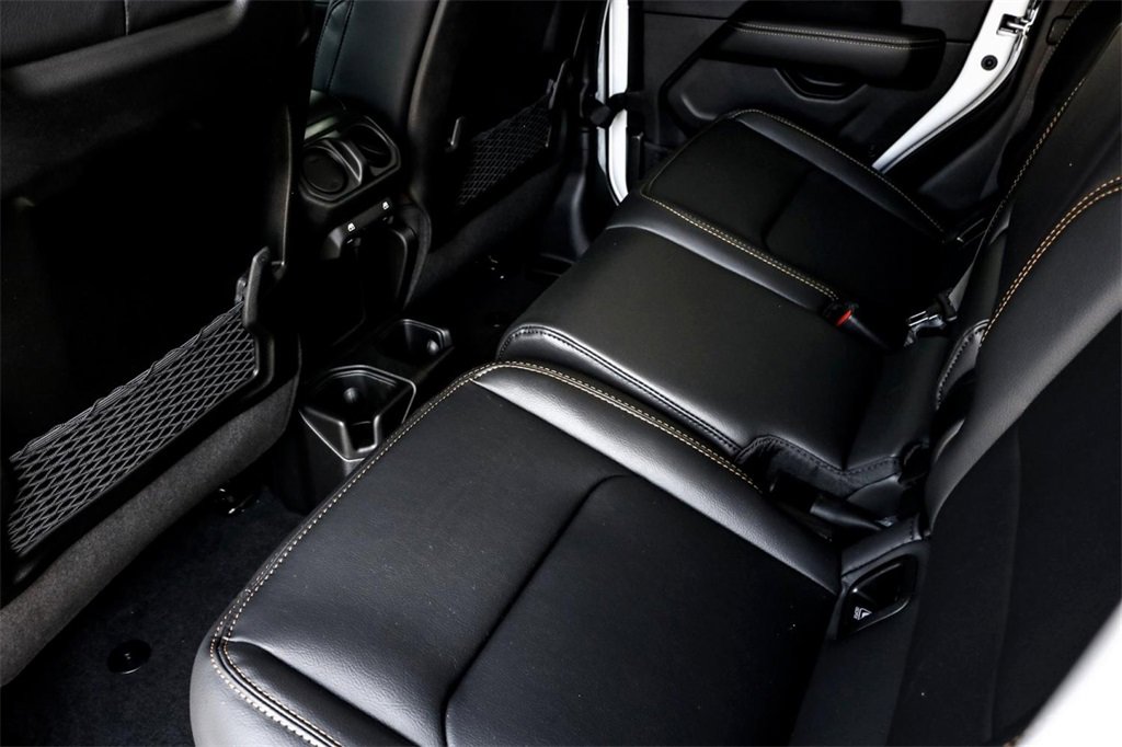 New 2025 Jeep Gladiator Sport w/ Premium Package image 20