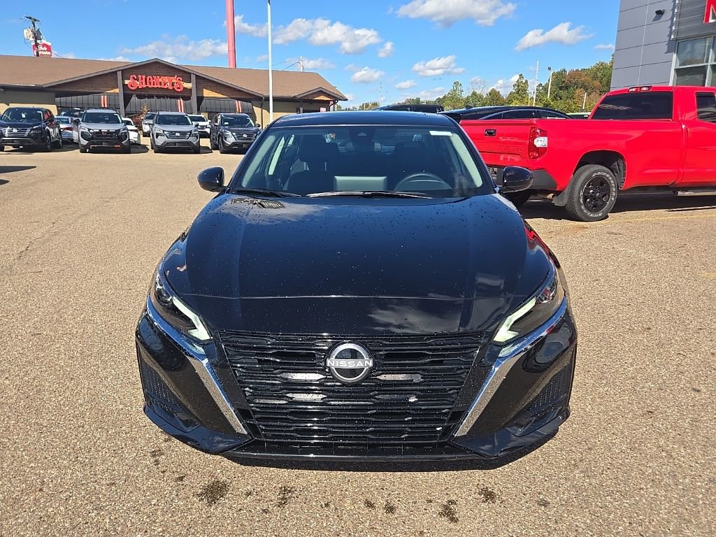 New 2025 Nissan Altima 2.5 SV w/ SV Special Edition Package FWD image 2
