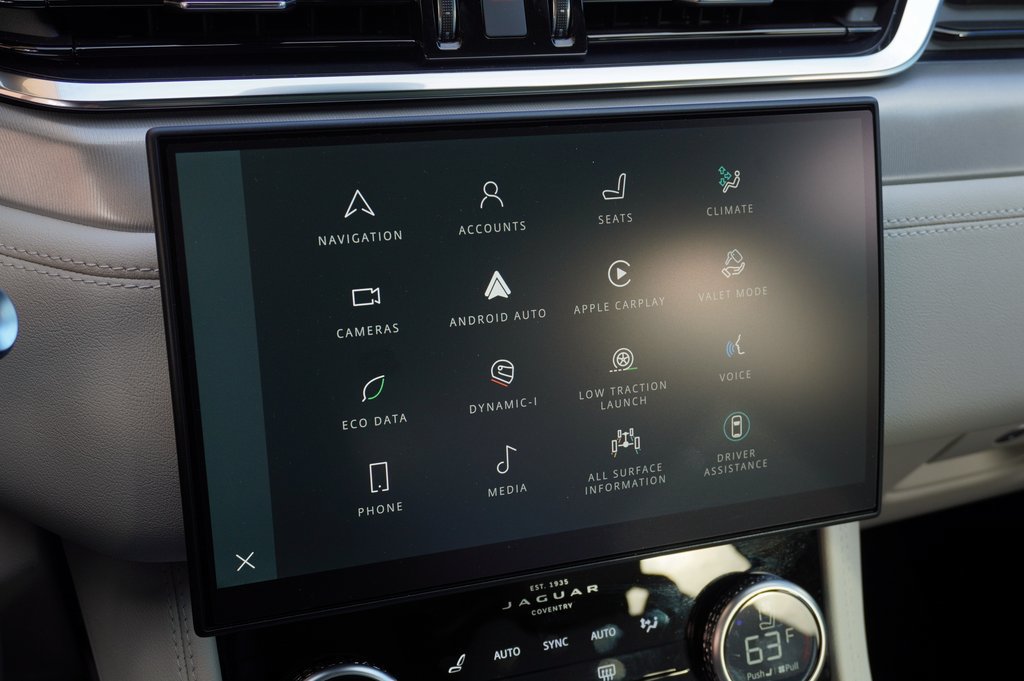 Used 2025 Jaguar F-PACE R-Dynamic S AWD/4WD image 18