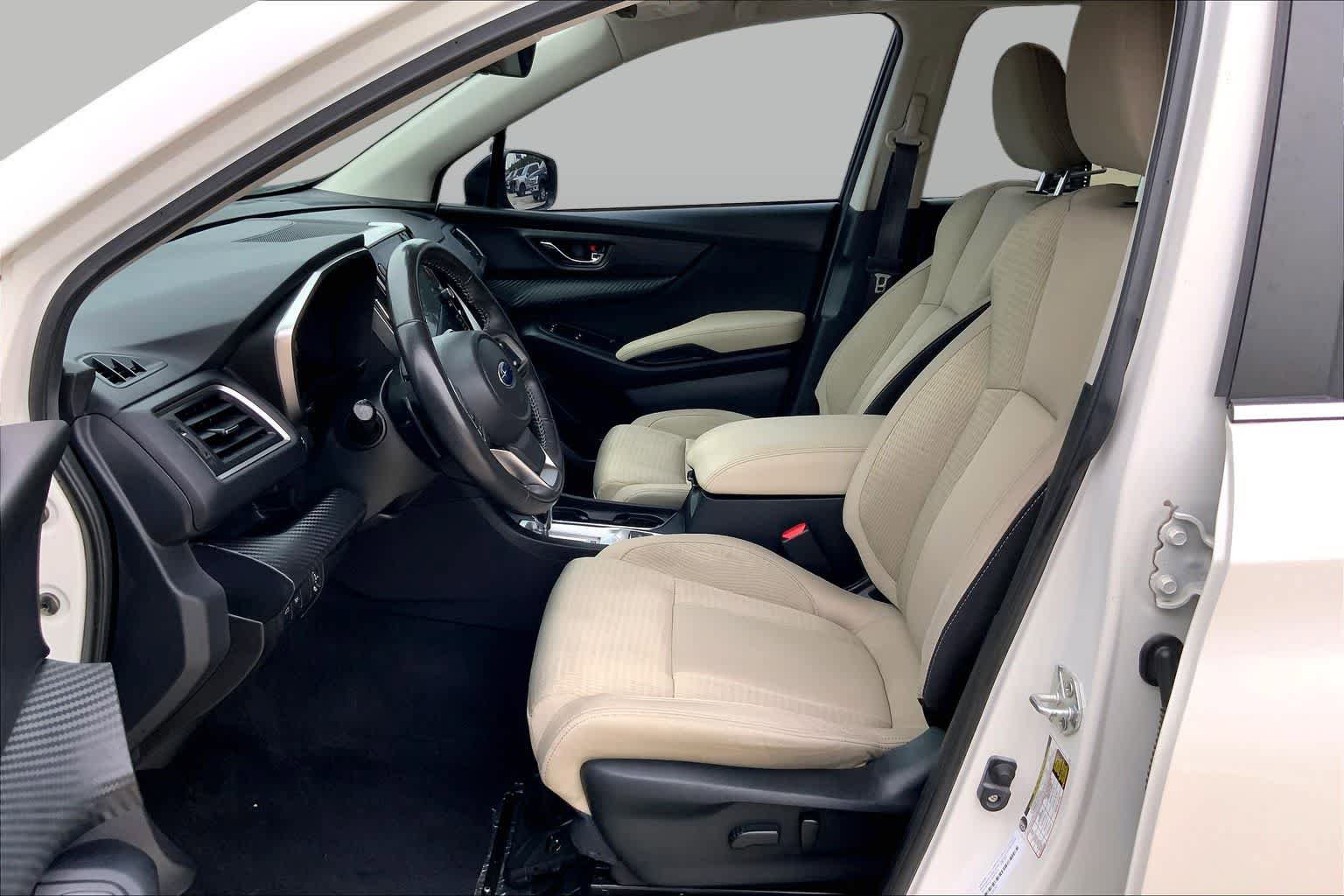 Used 2023 Subaru Ascent Premium w/ Convenience Package AWD/4WD image 8