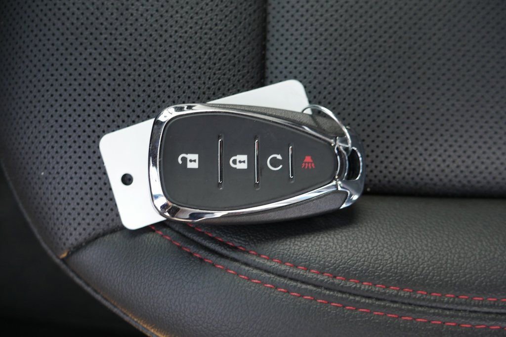 Used 2025 Chevrolet Trax RS image 22