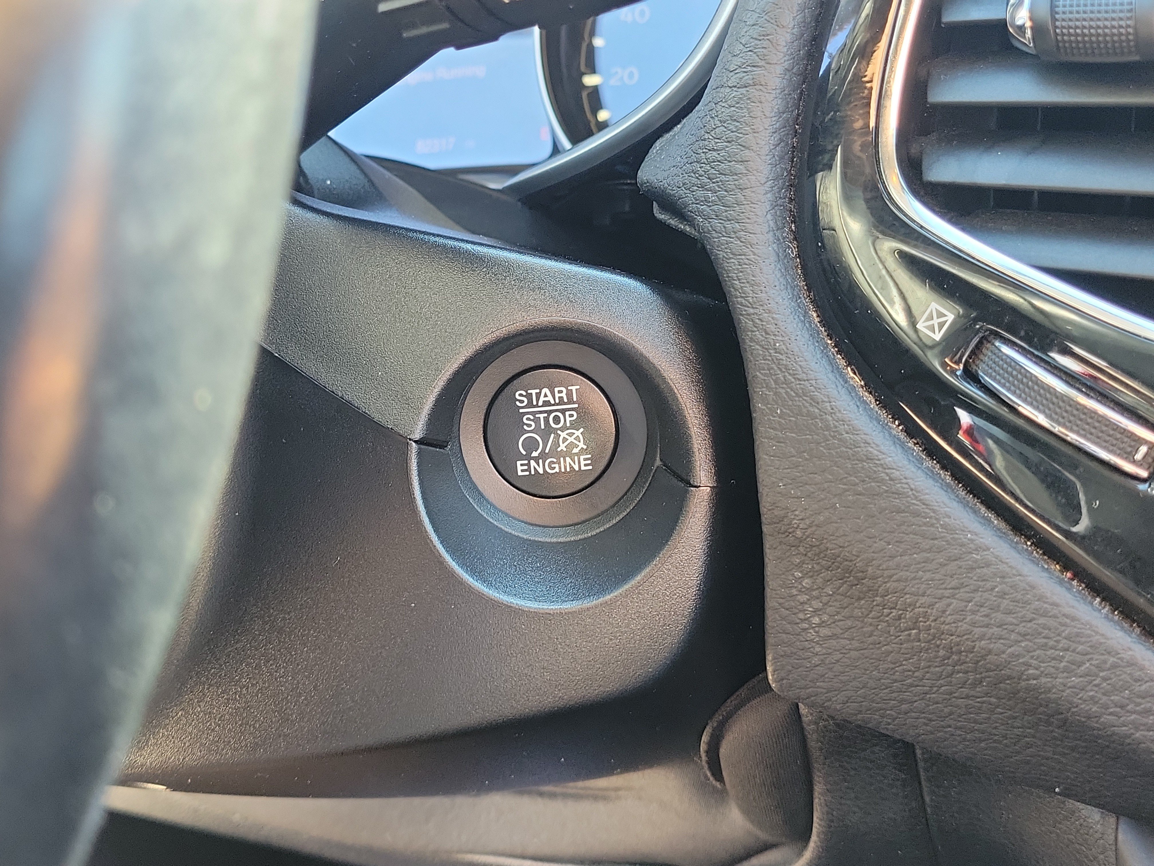 Used 2021 Jeep Compass Limited AWD/4WD image 29