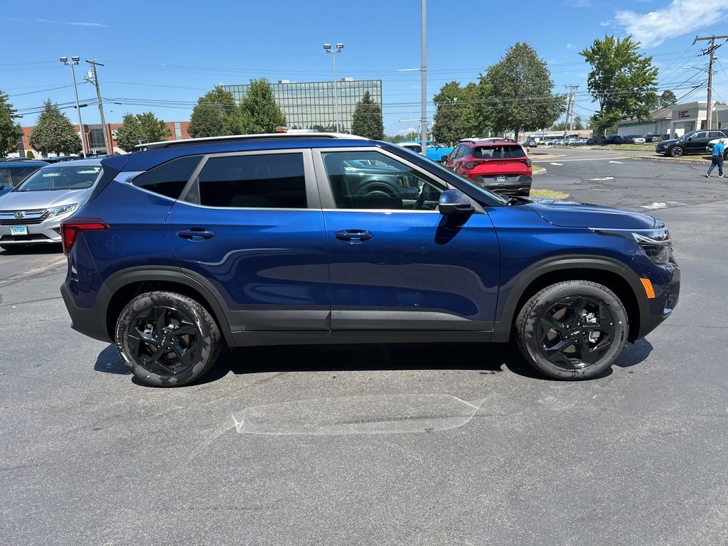 New 2026 Kia Seltos EX w/ EX Sunroof Package image 5