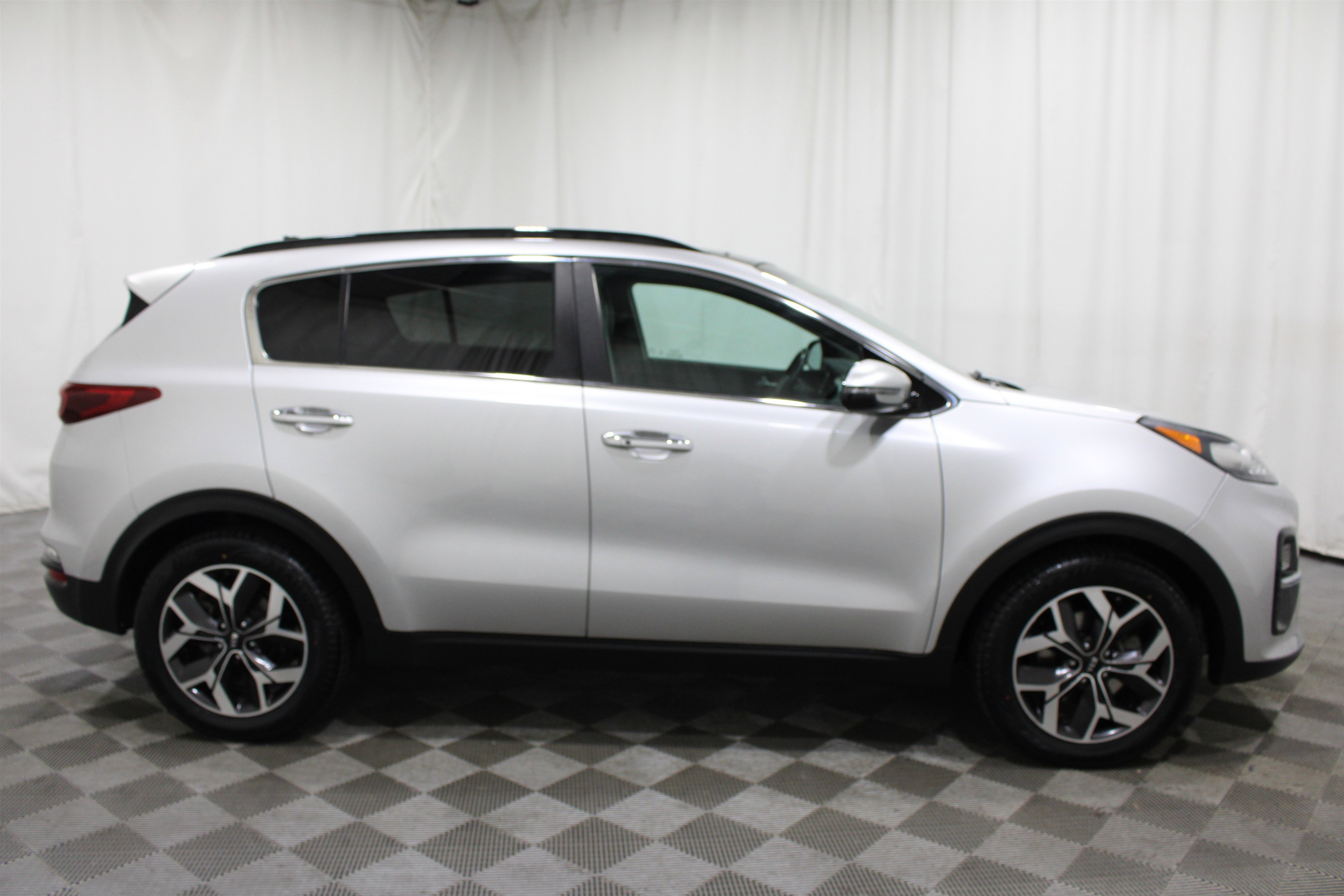 Used 2021 Kia Sportage EX w/ EX Technology Package FWD image 30