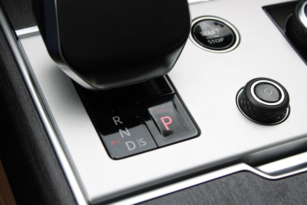 New 2027 Land Rover Range Rover SE AWD/4WD image 13
