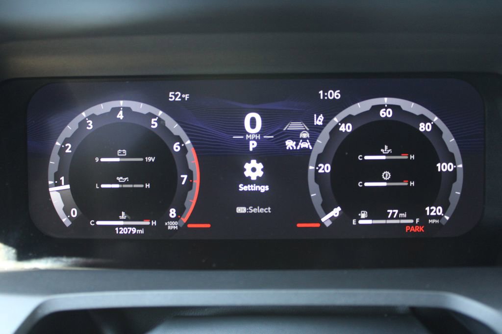 Used 2025 Toyota 4Runner TRD Off-Road Premium w/ Tow Technology Package AWD/4WD image 29