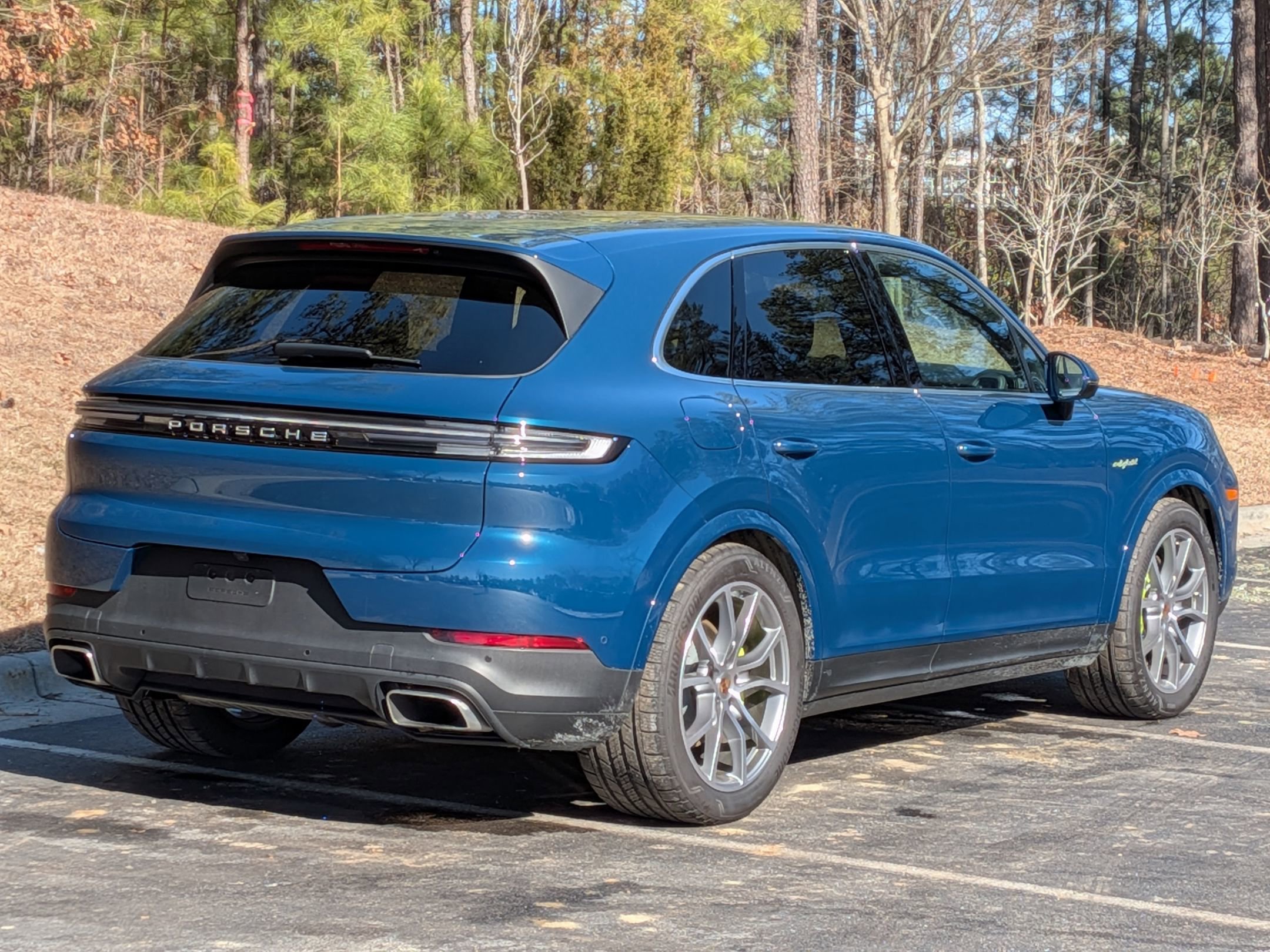 Used 2025 Porsche Cayenne GTS AWD/4WD image 7