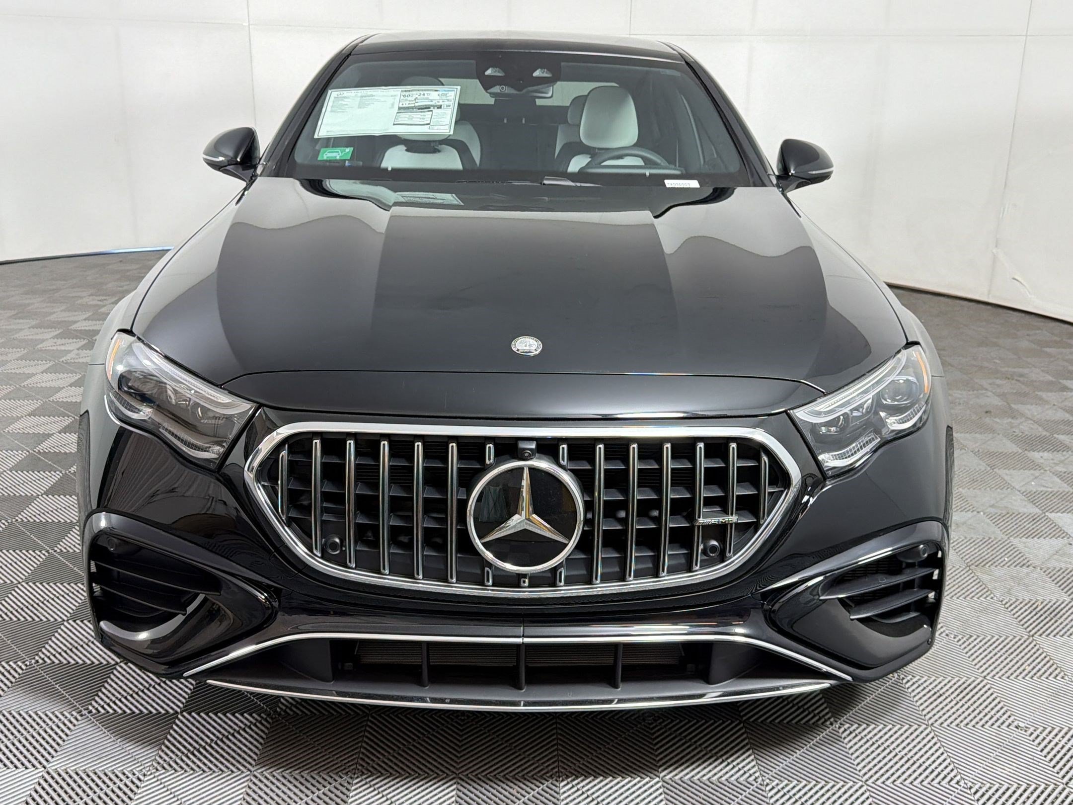 New 2026 Mercedes-Benz E 53 AMG e 4MATIC Sedan image 6