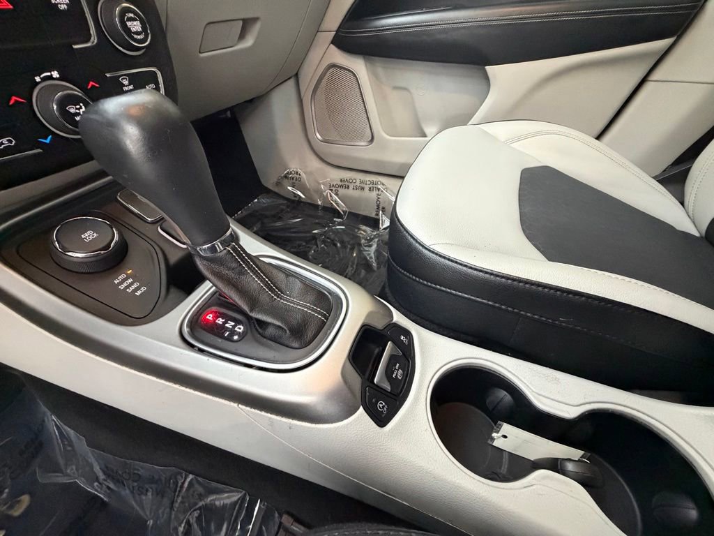 Used 2018 Jeep Compass Latitude w/ Popular Equipment Group AWD/4WD image 18