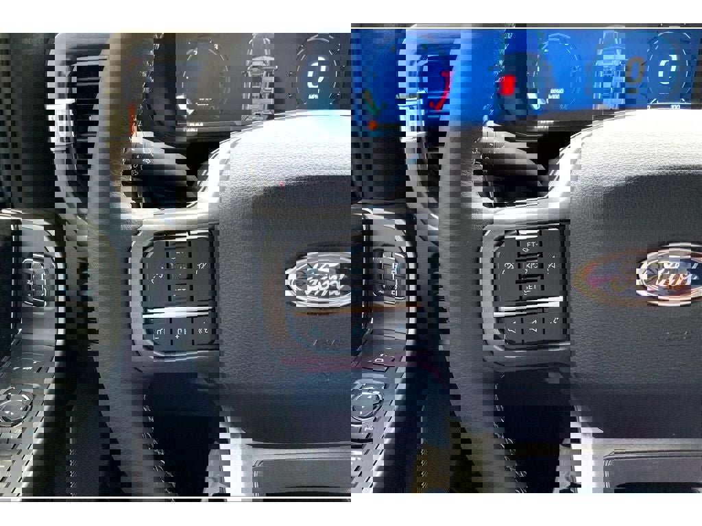 Used 2025 Ford F350 Lariat image 20