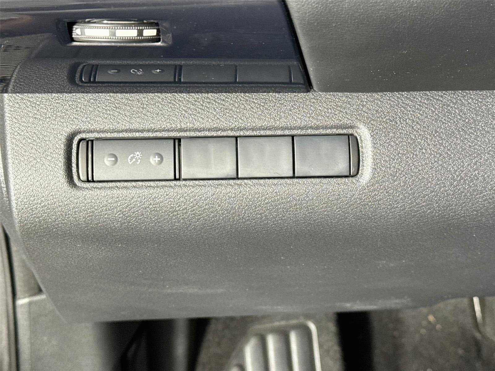 Certified 2024 Nissan Pathfinder S w/ Cargo Package FWD image 10