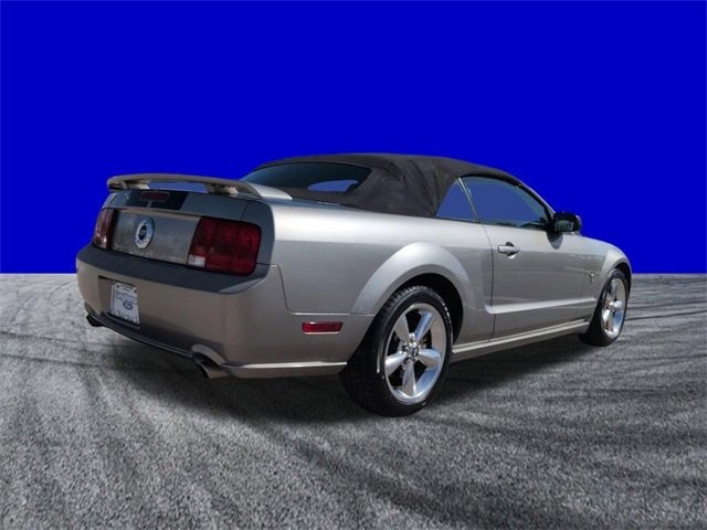 Used 2009 Ford Mustang GT image 4