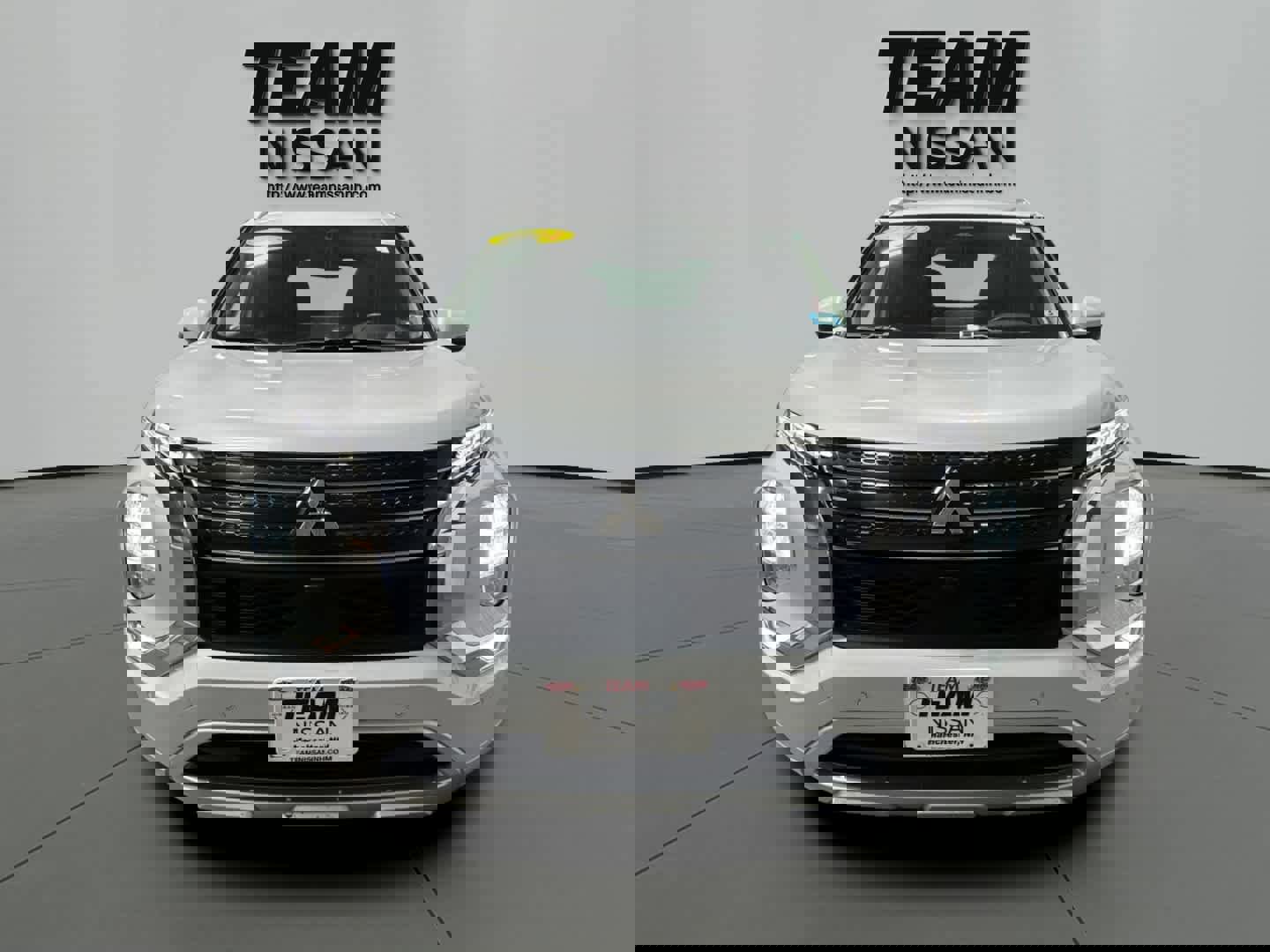 Used 2024 Mitsubishi Outlander SEL image 2