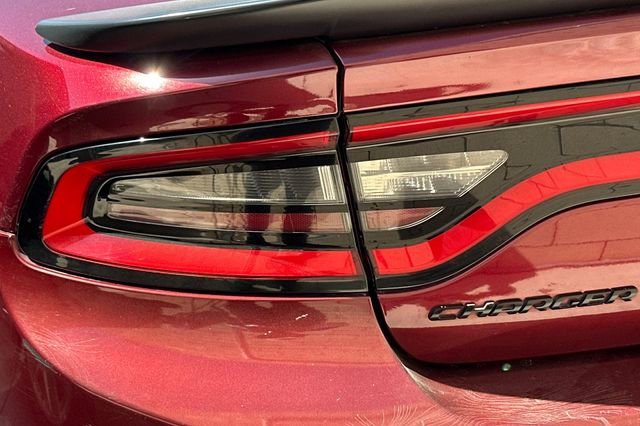 Certified 2017 Dodge Charger SE w/ Blacktop Package RWD image 14