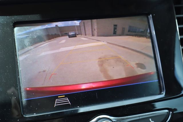 Used 2022 Buick Encore Preferred w/ Safety Package AWD/4WD image 7