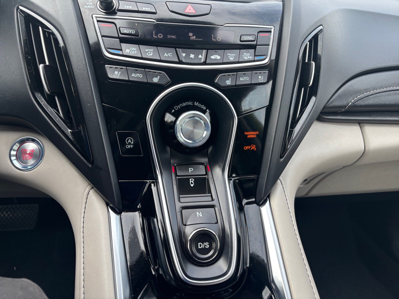 Used 2025 Acura RDX w/ Advance Package AWD/4WD image 13