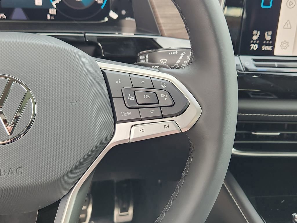 New 2026 Volkswagen Atlas SEL Premium R-Line image 10