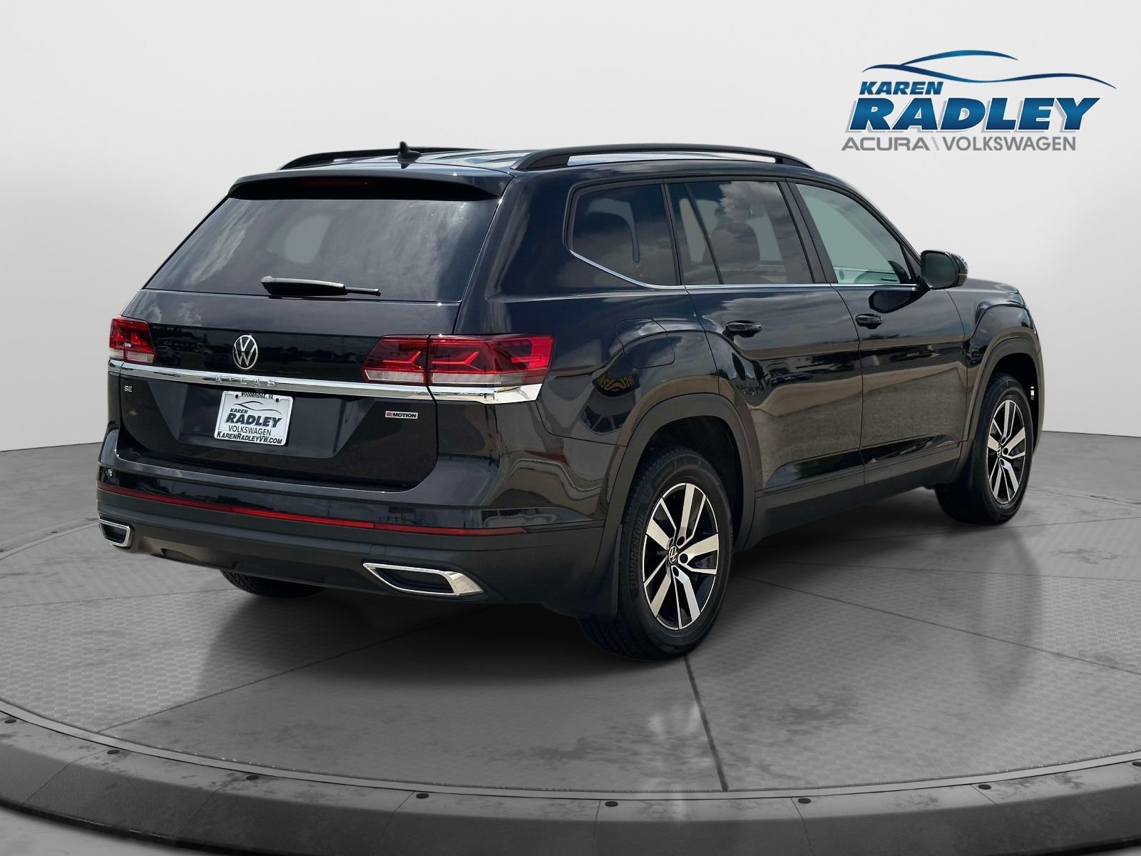 Used 2021 Volkswagen Atlas SE AWD/4WD image 2