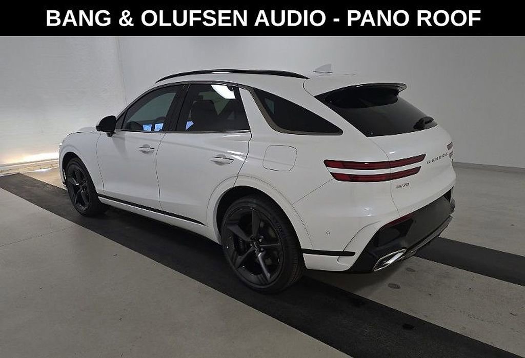 Used 2026 Genesis GV70 2.5T Sport Prestige image 3