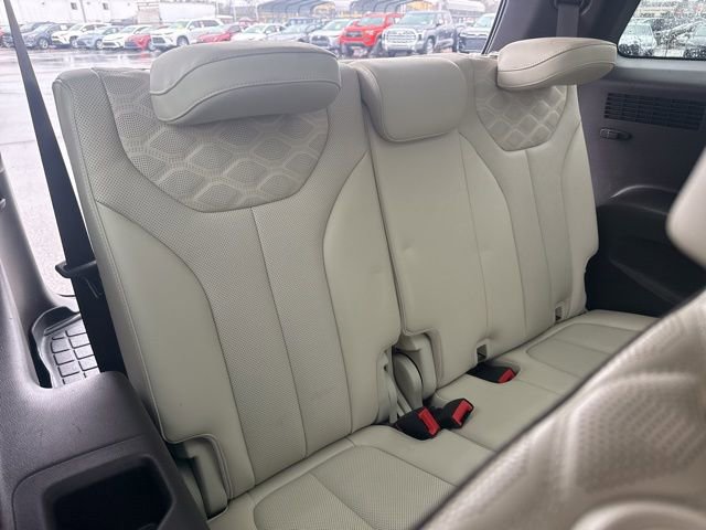 Used 2021 Hyundai Palisade Calligraphy image 17