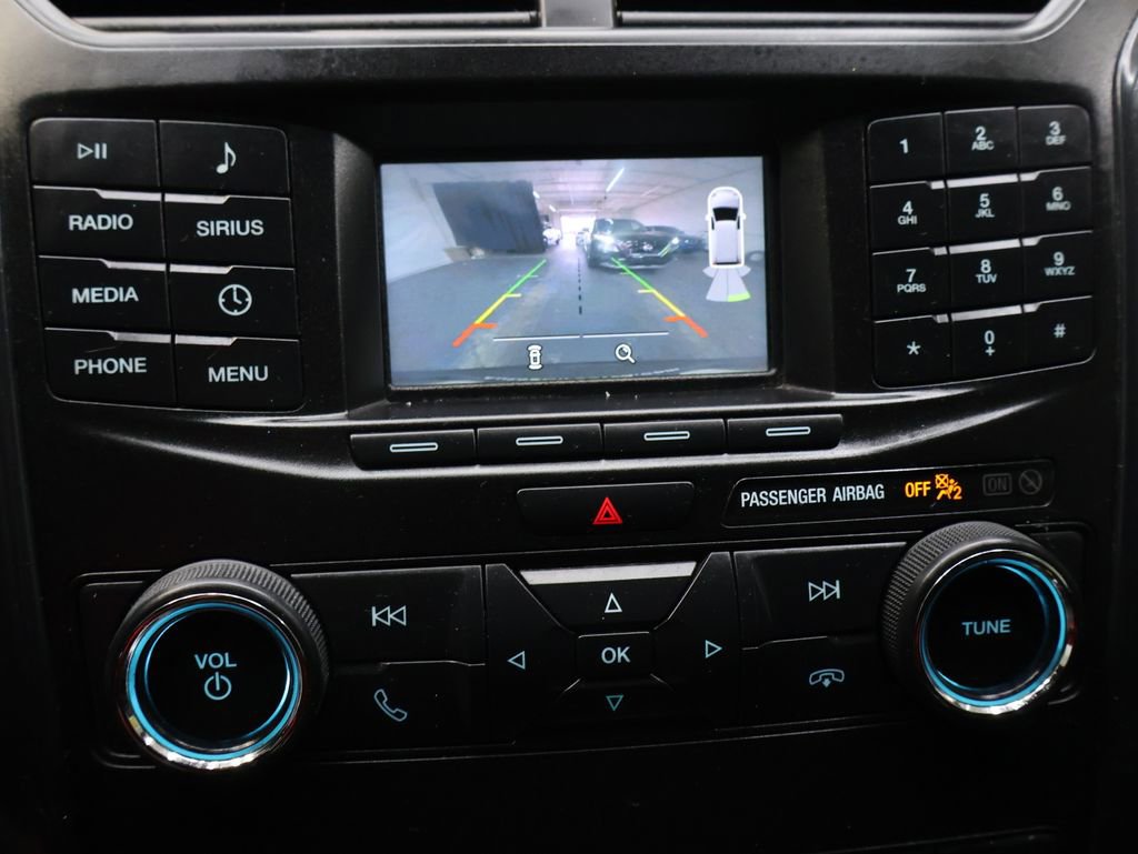 Used 2019 Ford Explorer XLT FWD image 25