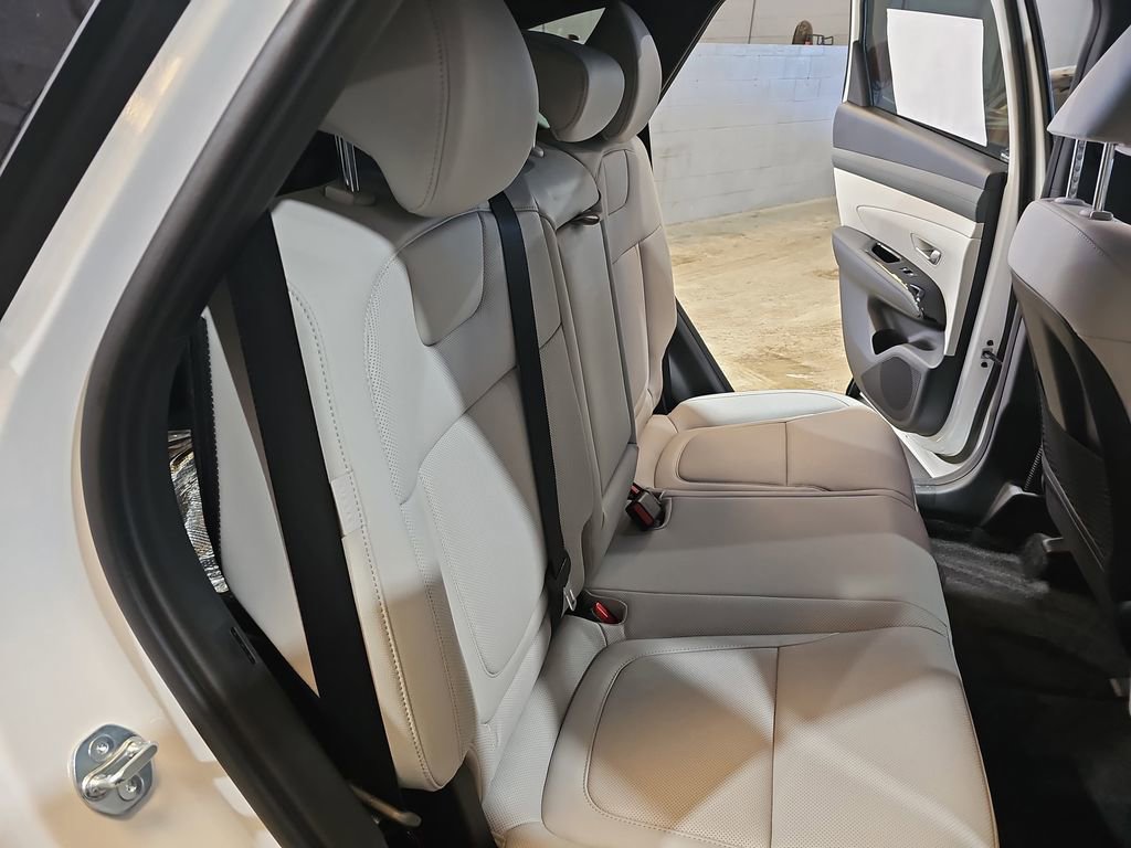 New 2026 Hyundai Tucson Limited AWD/4WD image 12