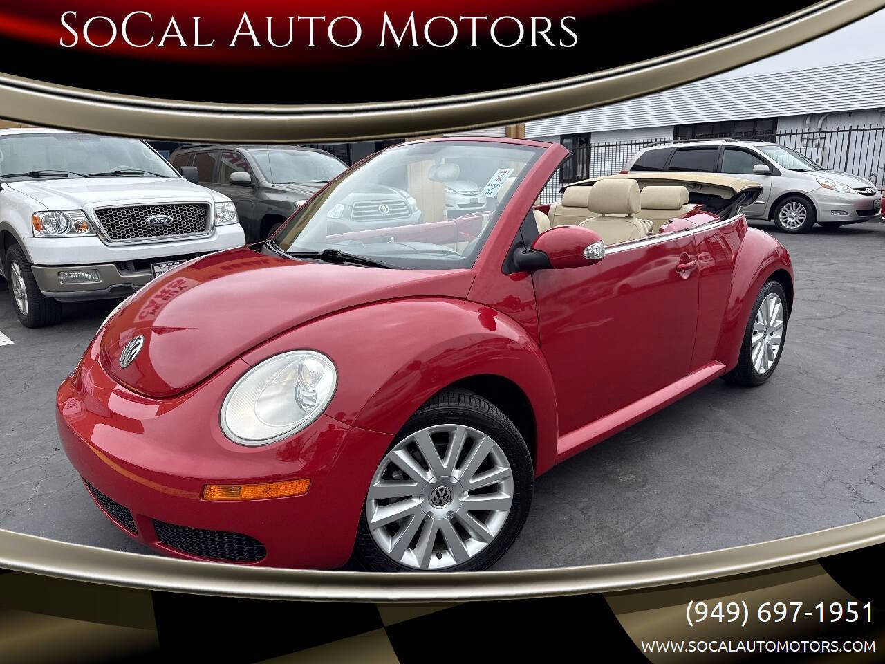 Used 2008 Volkswagen Beetle SE FWD image 1