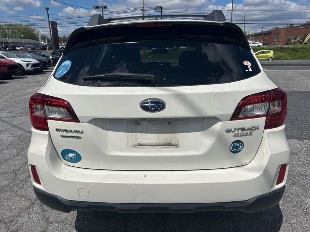 Used 2015 Subaru Outback 2.5i Limited AWD/4WD image 5