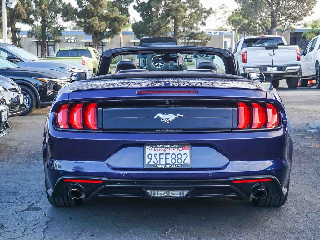 Used 2020 Ford Mustang Premium RWD image 6