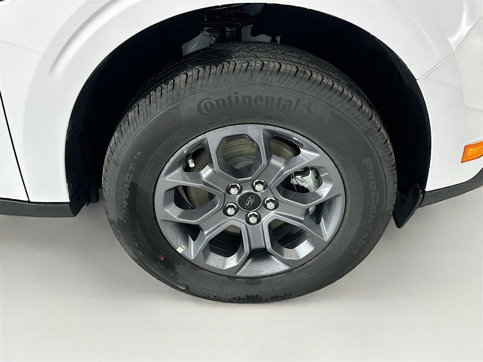 New 2025 Ford Maverick XLT w/ Equipment Group 301A image 32