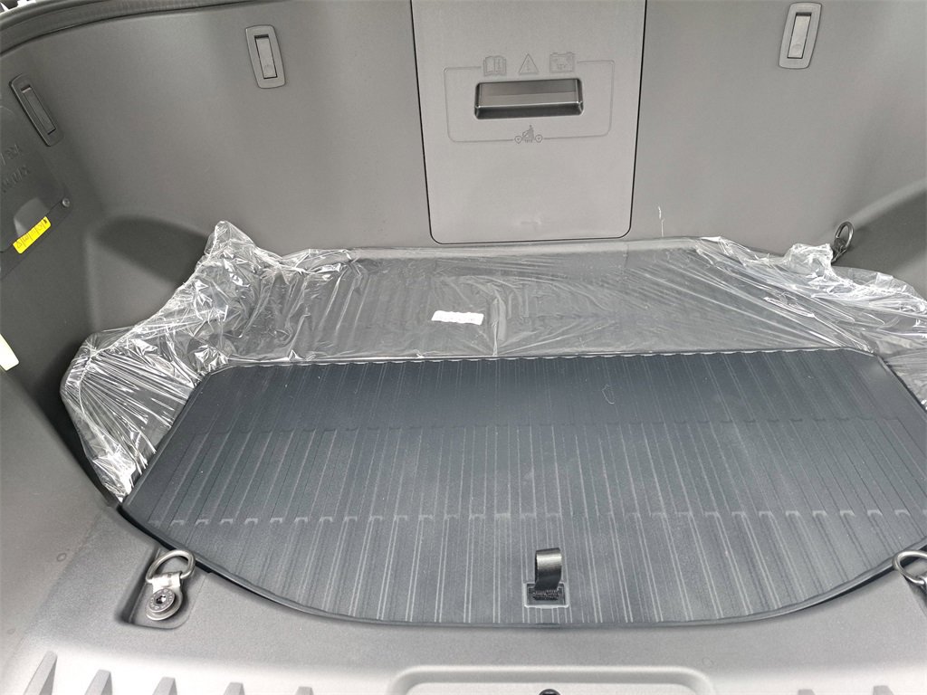 New 2025 Ford F150 Lightning Flash image 15