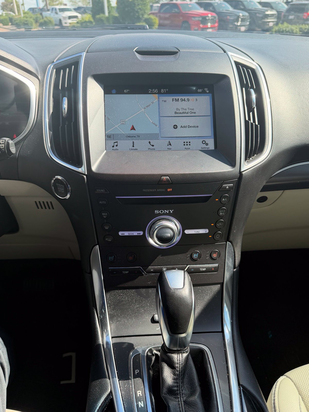 Used 2017 Ford Edge Titanium w/ Equipment Group 301A FWD image 10
