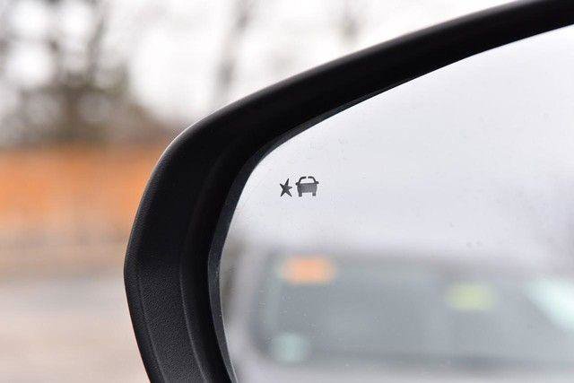 Used 2024 Chevrolet Trax RS w/ Sunroof Package image 10