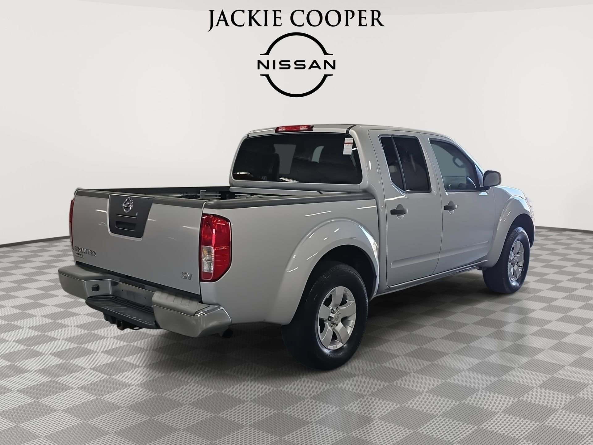 Used 2012 Nissan Frontier SV w/ SV Premium Utility Pkg image 5