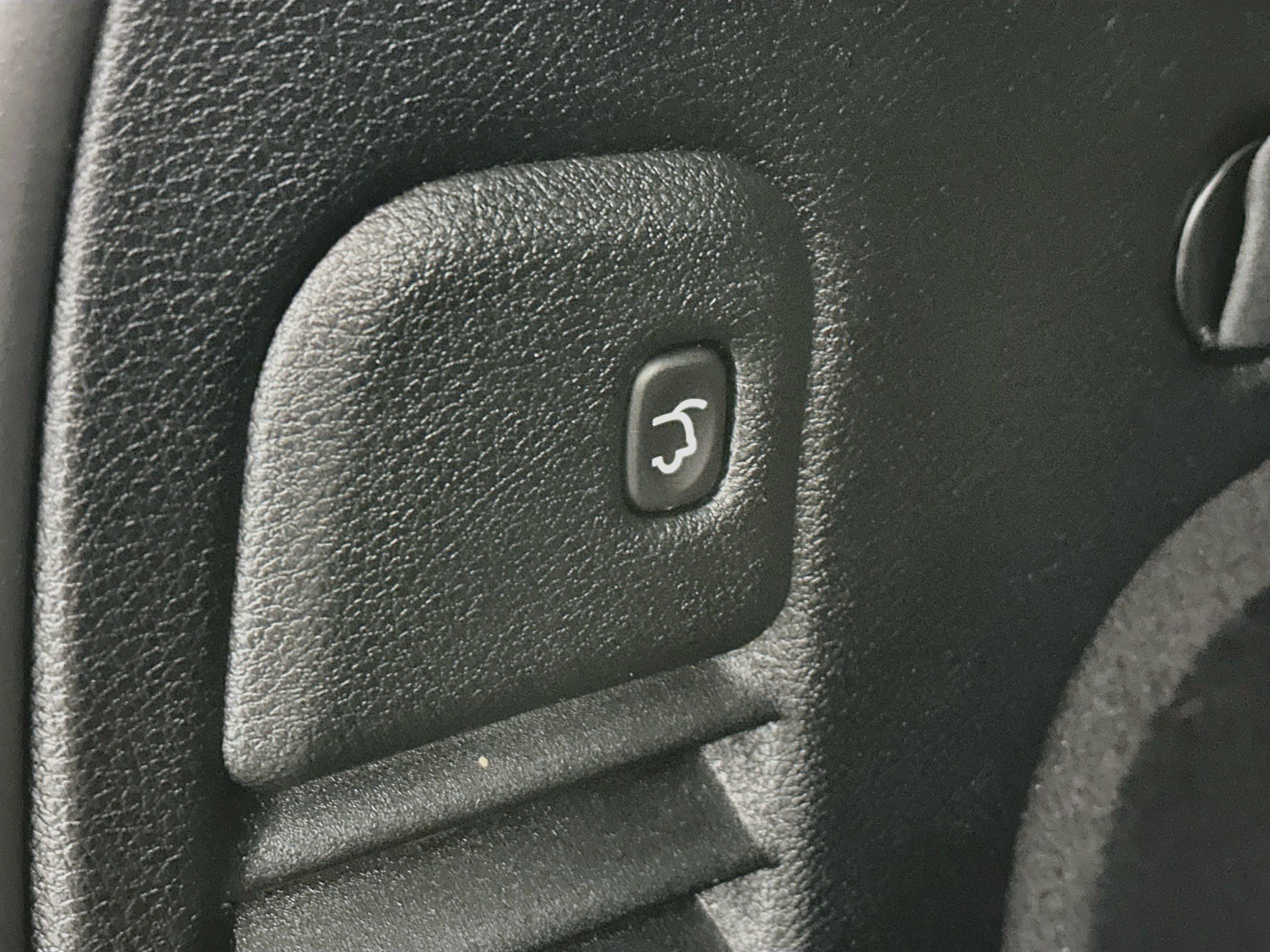 Used 2019 Jeep Grand Cherokee Limited AWD/4WD image 31