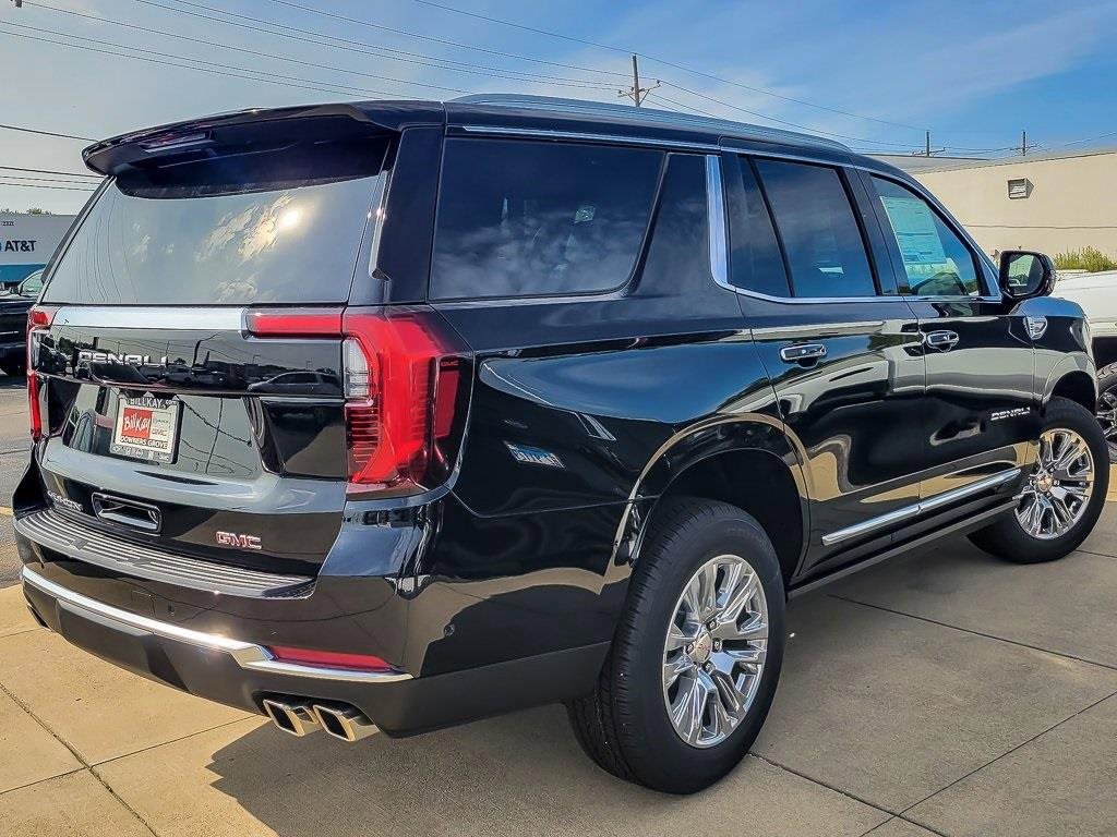 New 2026 GMC Yukon Denali w/ Sun & Power Step Package image 8