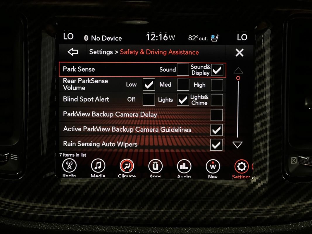 Used 2017 Dodge Challenger SRT w/ Technology Group RWD image 32