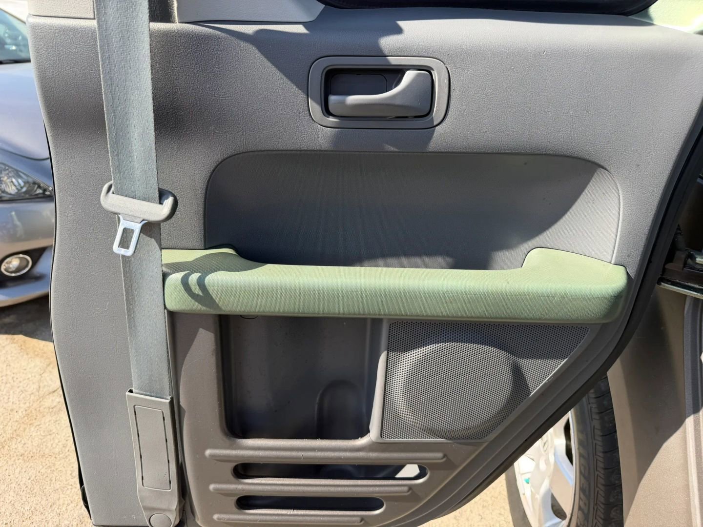 Used 2005 Honda Element EX image 16