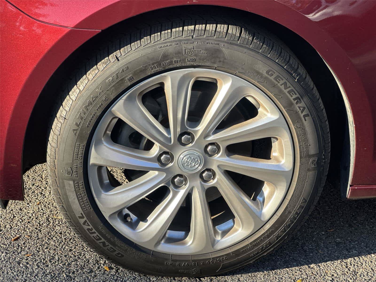 Used 2014 Buick LaCrosse Leather FWD image 9