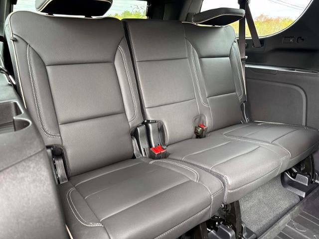 New 2026 Chevrolet Suburban Premier w/ Sun And Tow Package AWD/4WD image 10