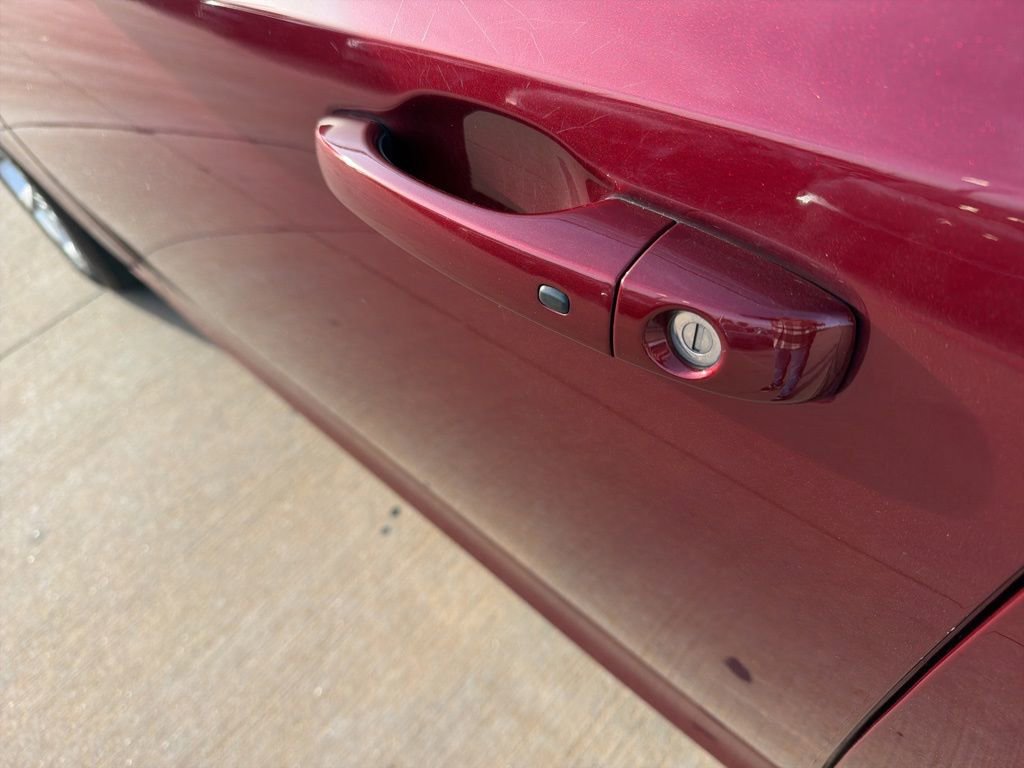 Used 2023 Chrysler 300 Touring image 11