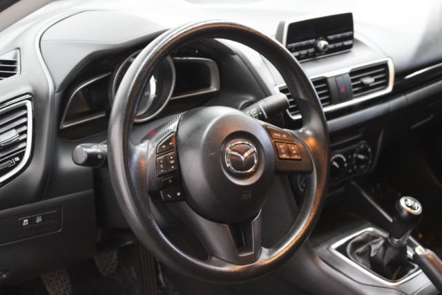 Used 2014 MAZDA MAZDA3 i Sport FWD image 10