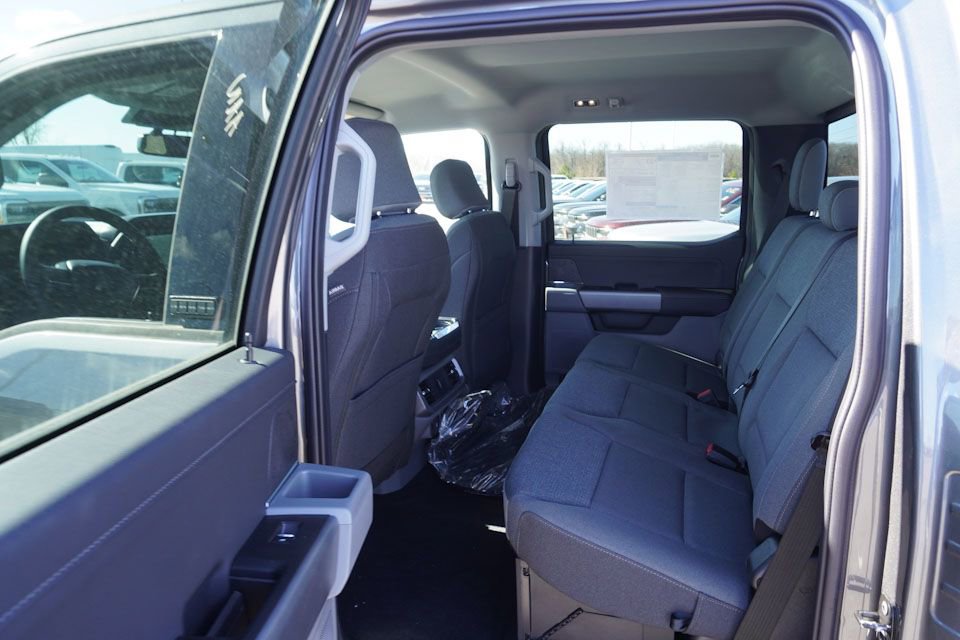 New 2025 Ford F150 XLT w/ Equipment Group 302A MID image 11